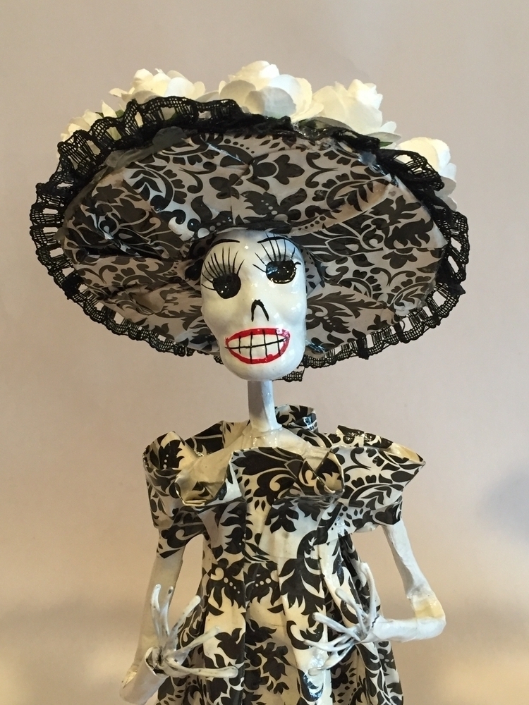 Elegant Paper Mache Catrina With Hat S Catrinas